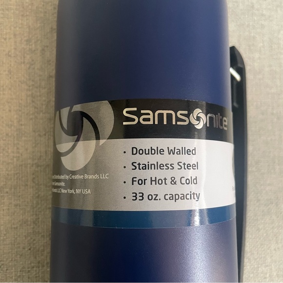 Samsonite Thermos 33oz - Picture 2 of 6